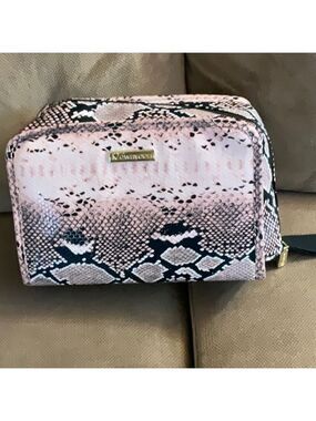 Pink Faux Snakeskin Lip Color Organizer